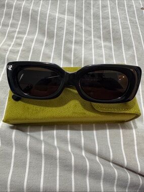 Olivia Rodrigo crap eyewear sun glasses